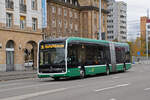 Mercedes eCitaro 7115, auf der Linie 36, verlässt am 18.11.2024 die Haltestelle am badischen Bahnhof.