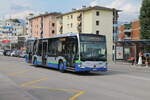 tpl Nr. 335 (Mercedes Citaro C2 O530 Hybrid) am 4.8.2024 beim Bhf. Lugano. Die neuste Serie der tpl Citaros wurde mit dem Compact-Hybrid-Paket ausgestattet und anstelle der Rückspiegel wurden sogenannte Mirror-Eyes (Rücksehkameras) angebracht. 