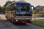 32-BBP-2, MAN Lion’s Coach, von dalstra reizen aus Surhuisterveen, gesehen in den Straßen von Maastricht. 11.09.2024