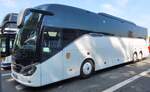 Setra 516 HD von Gutacker Touristik aus Deutschland an der Mosel am 02.09.2024