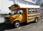 Chevrolet G30, US-amerikanischer School Bus, Dieselmotor 6200ccm und 156PS, steht zum Verkauf in einem Ortsteil von Freiburg, Sept.2024