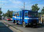 ROMAN-Bus steuert Richtung Zentrum Bukarest; 050906