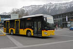 Mercedes Citaro der Post, fährt am 30.03.2023 zur Haltestelle beim Bahnhof Interlaken Ost.