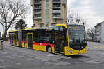 Mercedes Citaro 99 der BLT, auf der Linie 60, wartet am 10.01.2025 an der Endstation beim Bahnhof Muttenz.