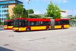 HSB Hanau Solaris Urbino 18 Wagen 85 am 07.06.24 in Hanau Freiheitsplatz