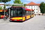 HSB Hanau Solaris Urbino 18 Wagen 85 am 07.06.24 in Hanau Freiheitsplatz