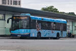 Solaris Urbino der Verkehrsbetriebsgesellschaft Passau (Bus 31, PA-A 2731) als Linie 11 in Passau, ZOB. Aufgenommen 11.6.2024.