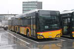 Postauto/Regie Bern BE 603 455/PAG-ID: 11455 (Solaris New Urbino 18) am 7.12.2024 beim Bhf. Bern