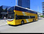 Postauto - Alexander Dennis Doppelstöcker  SG 443912 am Warten auf Fahrgäste in St.