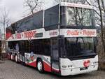 Neoplan Centroliner von Reederei Pickran aus Deutschland (ex Nieporte) in Malchow am 21.02.2023