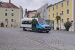 VDL MidCity (PA-WG 11) der Linie nach Oberhaus in Passau, Römerplatz. Aufgenommen 11.6.2024.