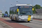 1-GWL-819, Iveco Crosswayvon De Lijn, unterwegs in Maastricht. 06.2024