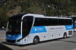 MAN Lion’s Coach, macht einen kurzen Halt am Busbahnhof in Bourg St. Maurice. 19.09.2022