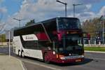 EW 1060,Setra S 431 DT von Emile Weber, begegnet mir in der Stadt Luxemburg.