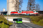 Kalsdorf. Am 18.01.2025, ist ein Iveco Crossway von Postbus auf der Linie 630 unterwegs, hier unweit vom Bahnhof Kalsdorf.