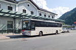 Setra S 415 UL business von Postbus (BD-15985), abgestellt am Bhf. Zell am See. Aufgenommen 18.7.2024.