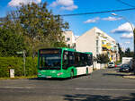 Graz. Wagen 114 der Graz Linien kommt hier am 11.09.2024 als Linie 65 aus der Blümelstraße Richtung Annakirche gefahren.