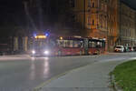 Mercedes-Benz Citaro 2. Generation der Innsbrucker Verkehrsbetriebe (Bus Nr. 443) als Nachtbus N2 an der Haltestelle Innsbruck Dreiheiligenstraße. Aufgenommen 5.10.2024.