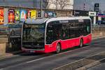 22.1.2024: Wiener Linie eCitaro 8410 fährt als 71A zum Zentralfriedhof.