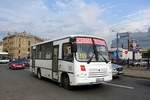 Russland / Bus Sankt Petersburg / Bus Saint Petersburg: Kleinbus des russischen Herstellers Pavlovsky Avtobusny Zavod (PAZ) - 3204, aufgenommen im Juli 2015 im Stadtgebiet von St. Petersburg. 
