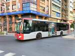 Mercedes-Benz Citaro C2, Vectalia Mia, Wagen 738, unterwegs am Calvo-Sotelo-Platz als Linie 22 in Alicante am 21.10.2024