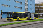 MAN Lions City Hybridbus 87 der AAGL, auf der Linie 81, bedient am 08.11.2024 die Haltstelle Breite. Aufnahme Basel.