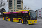 Mercedes Citaro 68 der BLT, auf der Linie 60, wartet am 01.02.2025 an der Haltestelle beim Bahnhof Muttenz.