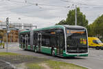 Mercedes eCitaro 7130, auf der Linie 36, fährt am 26.08.2024 bei der Haltestelle badischer Bahnhof ein. Aufnahme Basel.