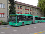 Mercedes Citaro 724, auf der Linie 34, wartet am 17.08.2010 an der Endstation an der Habermatten. Aufnahme Riehen.