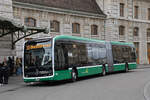 Mercedes eCitaro 7107, auf der Linie 30, wartet am 18.11.2024 an der Endstation am Bahnhof SBB.