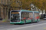 Mercedes eCitaro 7106, fährt am 18.11.2024 als Dienstfahrt zur Endstation der Linie 30 am badischen Bahnhof.