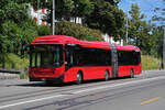 Volvo Hybridbus 888, auf der Linie 10, fährt am 09.07.2024 Richtung Kornhausbrücke.