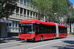 Volvo Hybridbus 223, auf der Linie 10, fährt am 09.07.2024 durch die Bundesgasse.