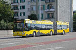 Mercedes Citaro 57 mit der Werbung für Regio Energie Solothurn, auf der Linie 1, fährt am 12.08.2024 zur Haltestelle beim Bahnhof Solothurn.