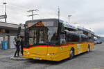 Solaris Bus der Post, auf der Linie 88, wartet am 24.01.2023 an der Haltestelle beim Bahnhof Rheinfelden.