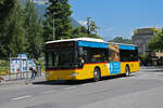 Mercedes Citaro der Post, auf der Linie 103, fährt am 27.07.2024 Richtung Bahnhof Interlaken West.