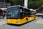 Mercedes Citaro der Post, auf der Linie 151, wartet am 04.08.2024 an der Haltestelle beim Bahnhof Brienz.