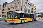 MAN Bus 88, auf der Linie 21, verlässt am 19.04.2014 die Haltestelle beim Bahnhof Interlaken West.