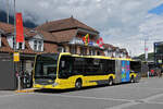 Mercedes Citaro 166 der STI, auf der Linie 21, wartet am 01.07.2024 an der Endstation beim Bahnhof Interlaken Ost.