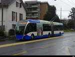 VMCV - VanHool Trolleybus Nr.802 unterwegs auf der Linie 201 in La Tour de Peilz am 2024.12.14