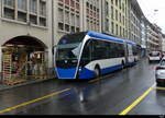 VMCV - VanHool Trolleybus Nr.811 unterwegs auf der Linie 201 in Vevey am 2024.12.14