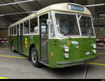 Bern Mobil - Oldtimer Saurer  Nr.91  Ausgestellt im Bern Mobil Depot beim Europaplatz anlässlich der 100 Jahr Feier von Bern Mobil am 2024.09.14