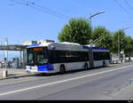 TL Lausanne - Hess Trolleybus Nr.875 unterwegs auf der Linie 2 in der Stadt Lausanne am 26.07.2024