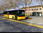 Postauto - Iveco Irisbus Crossway  VD  457063 unterwegs vor dem Bahnhof in Yverdon am 2024.11.30