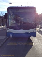 Front des Hess Doppelgelenktrolley der VBZ am 13.04.2013 beim Strassenverkehrsamt.