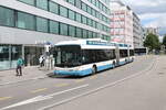 VBZ Nr. 72 (Hess Lightram 3 BGGT-N2C) am 19.5.2024 beim Bhf. Altstetten.