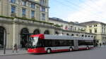 Stadtbus Nr. 135 am 18.12.2024 beim Hauptbahnhof Winterthur, Richtung Dättnau.